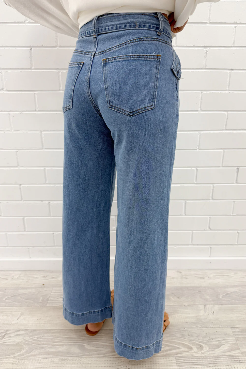 Penny Wide Leg Jeans - Light Denim - Image 9