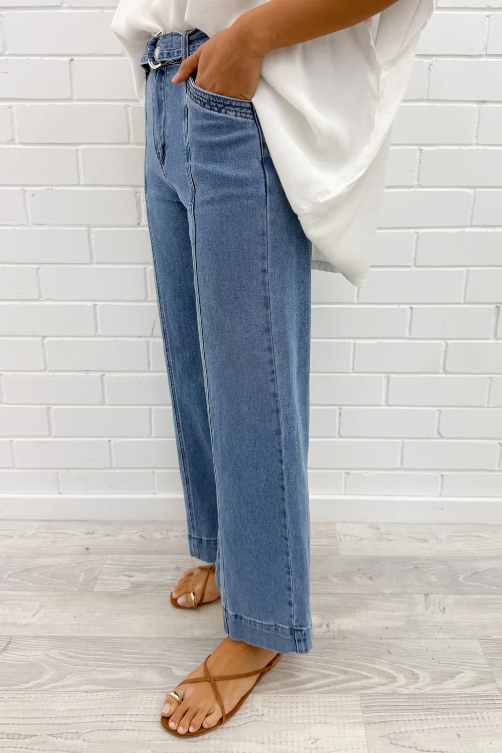 Penny Wide Leg Jeans - Light Denim - Image 11
