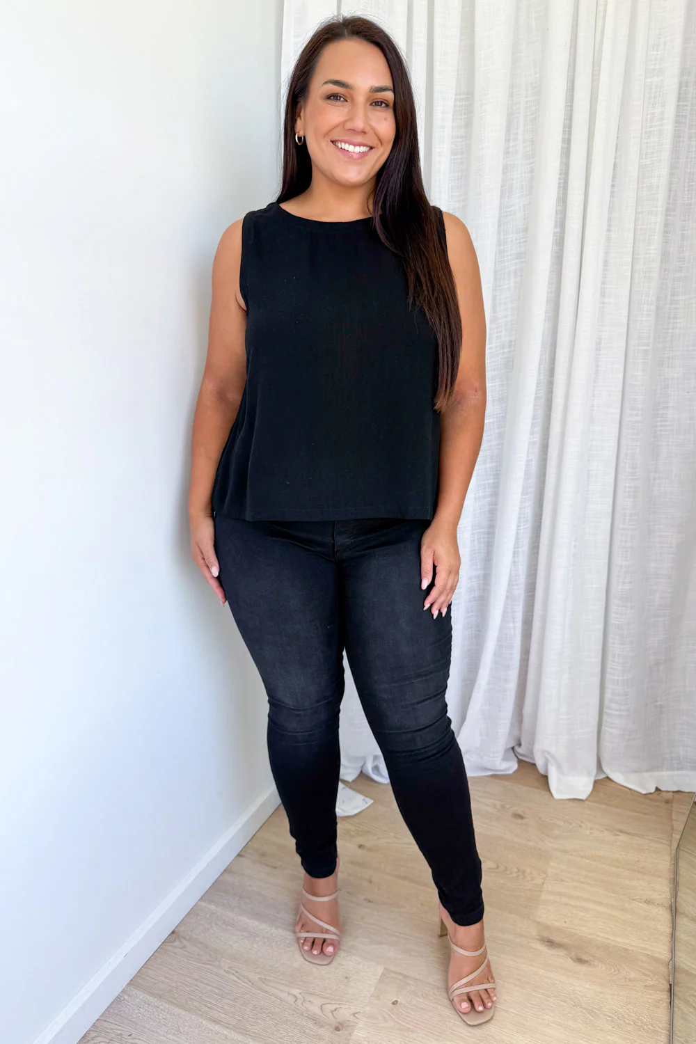 Rafaela Linen Top - Black - Image 10