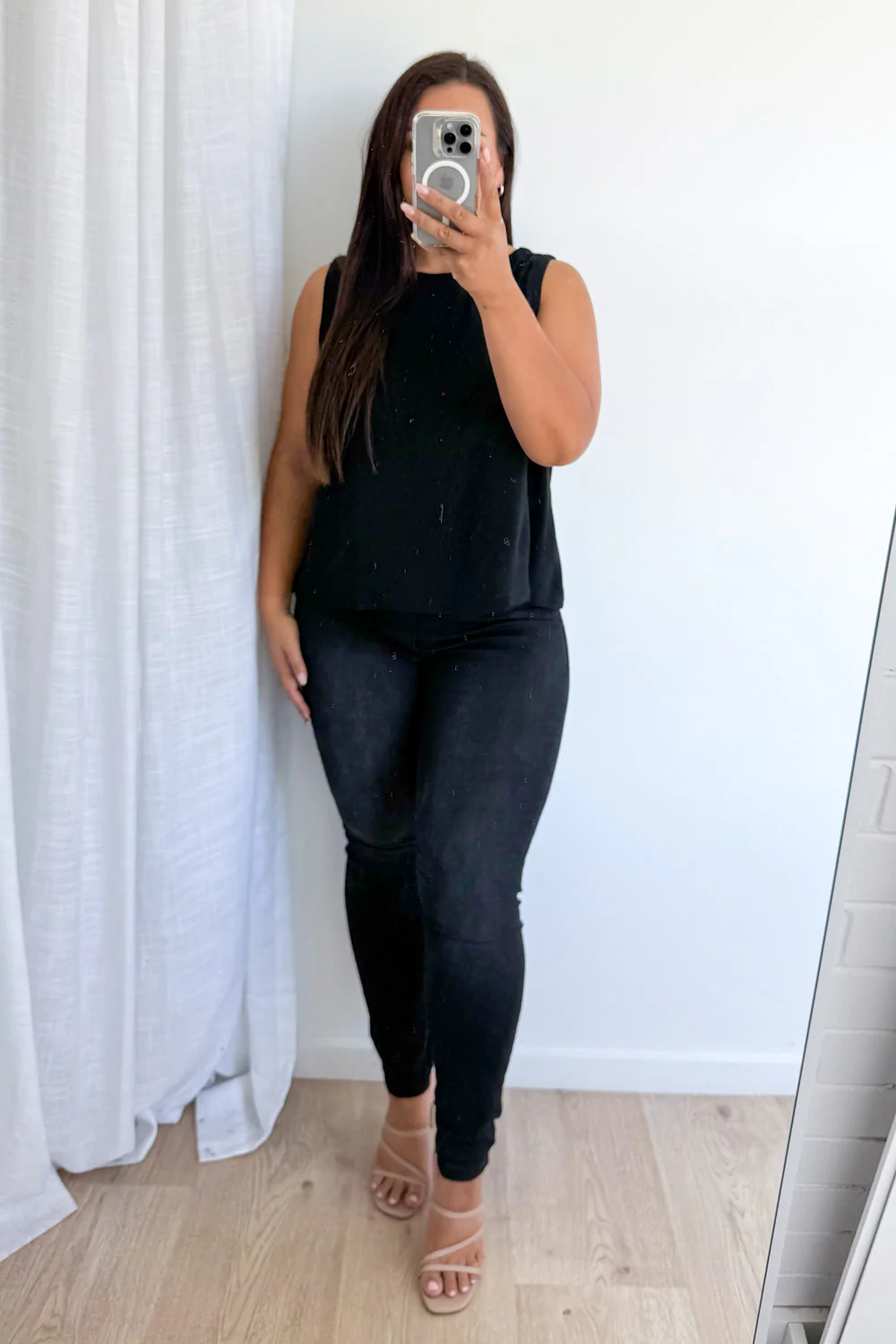 Rafaela Linen Top - Black - Image 13