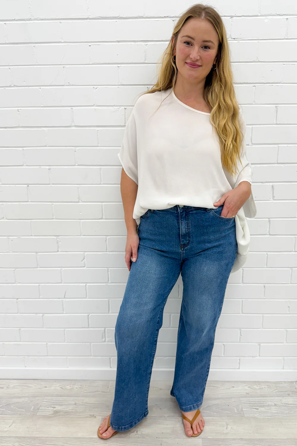 Sloane Straight Leg Jeans - Mid Denim - Image 6