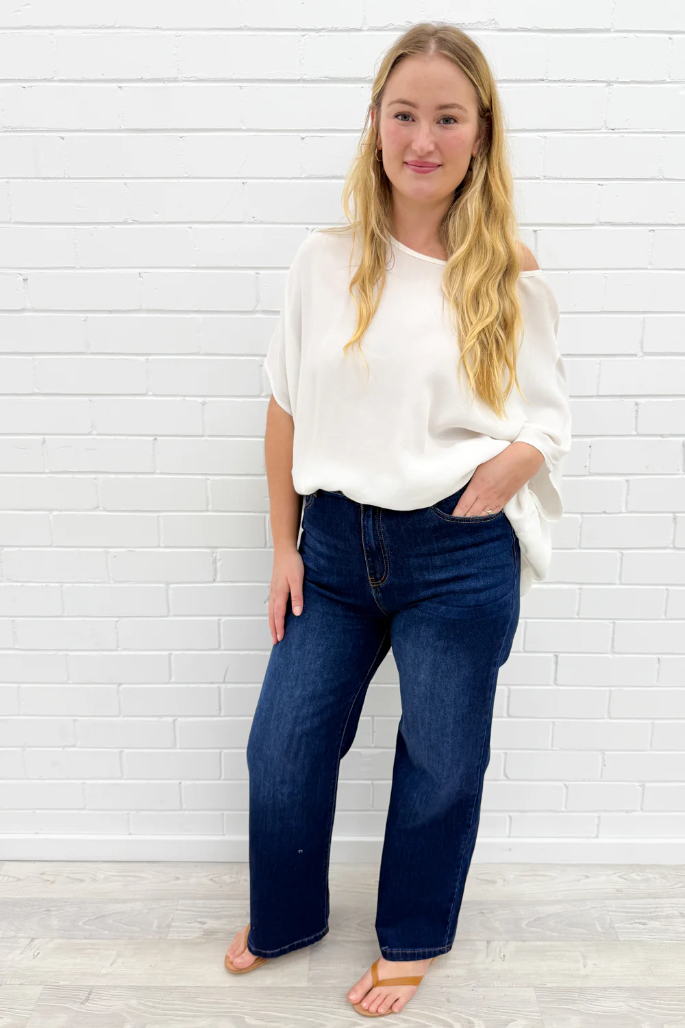 Sloane Straight Leg Jeans - Dark Denim - Image 4