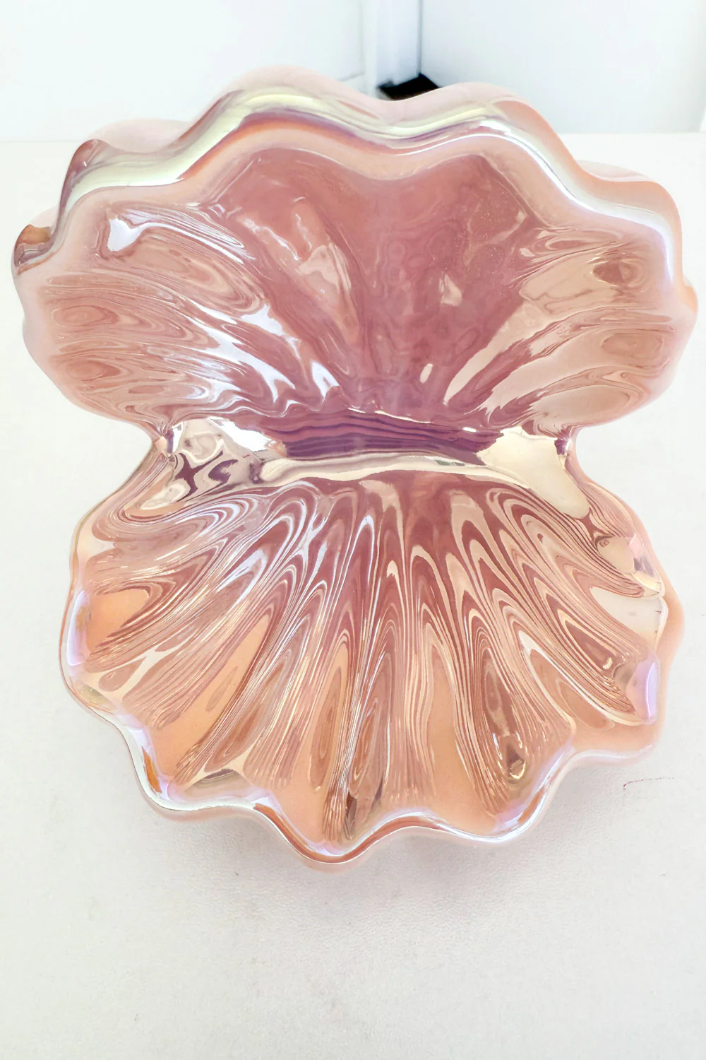 Soleil Shell Trinket Tray - Pink Iridescent - Image 2