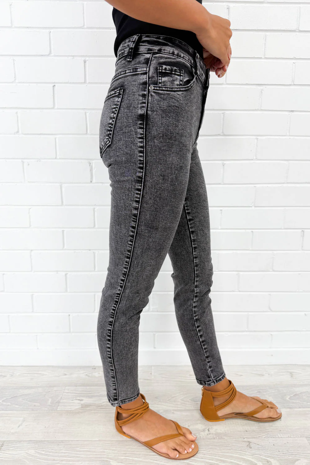 Stonewash Skinny Jeans - Blackwash - Image 5