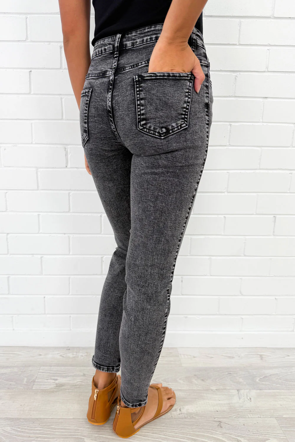 Stonewash Skinny Jeans - Blackwash - Image 7