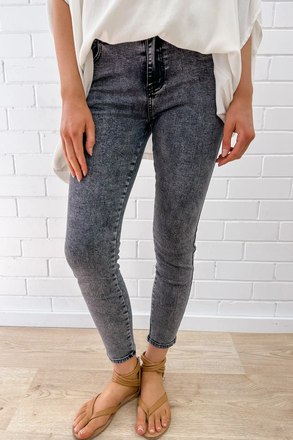 Stonewash Skinny Jeans - Blackwash - Image 14