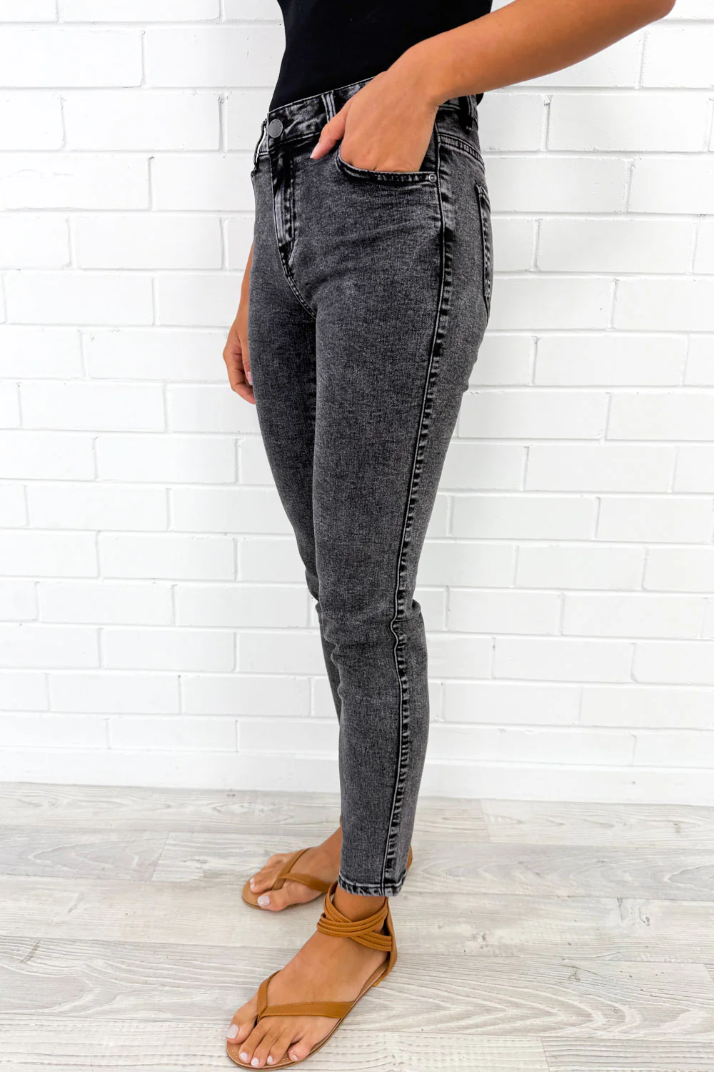Stonewash Skinny Jeans - Blackwash - Image 6