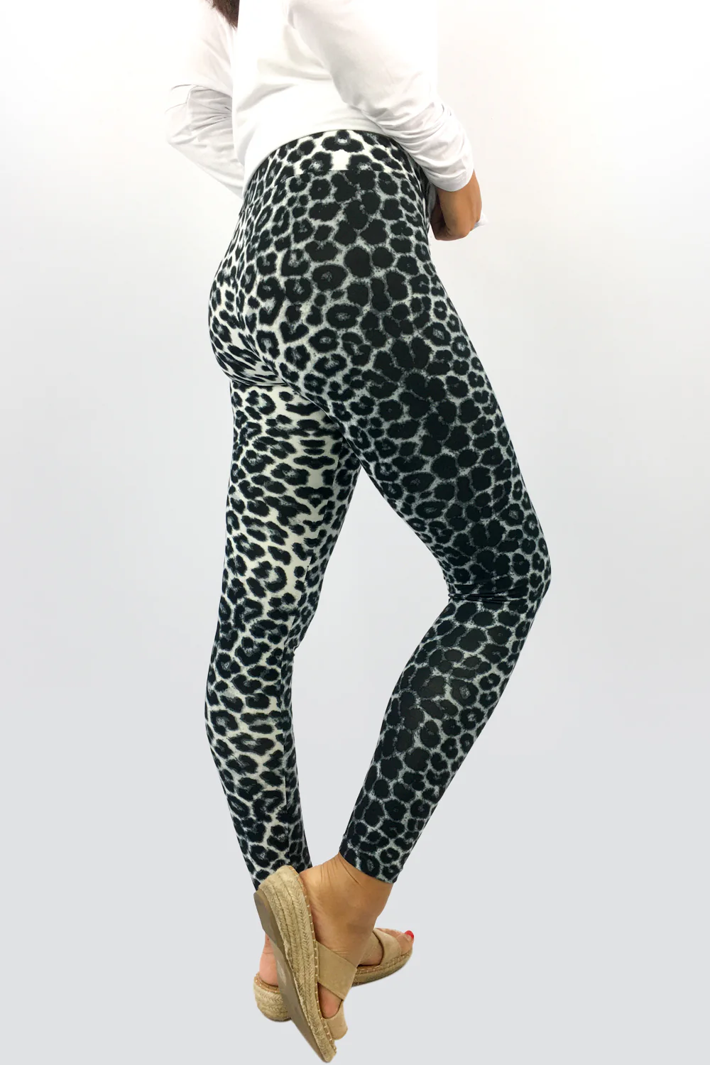 The Best Tights Ever - Grey Leopard - Image 8