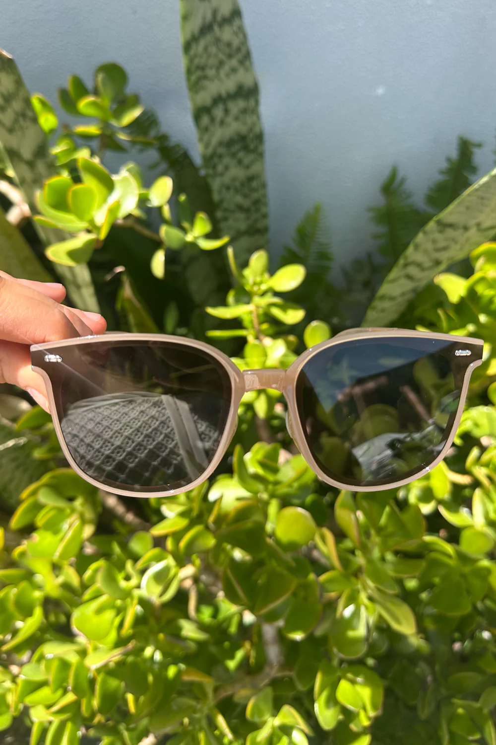 The Classic Foldie Sunglasses - Caramel - Image 3