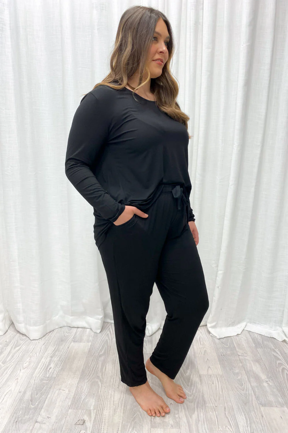 The Comfiest PJs Long Sleeved Tee & Pants Set - Black - Image 12