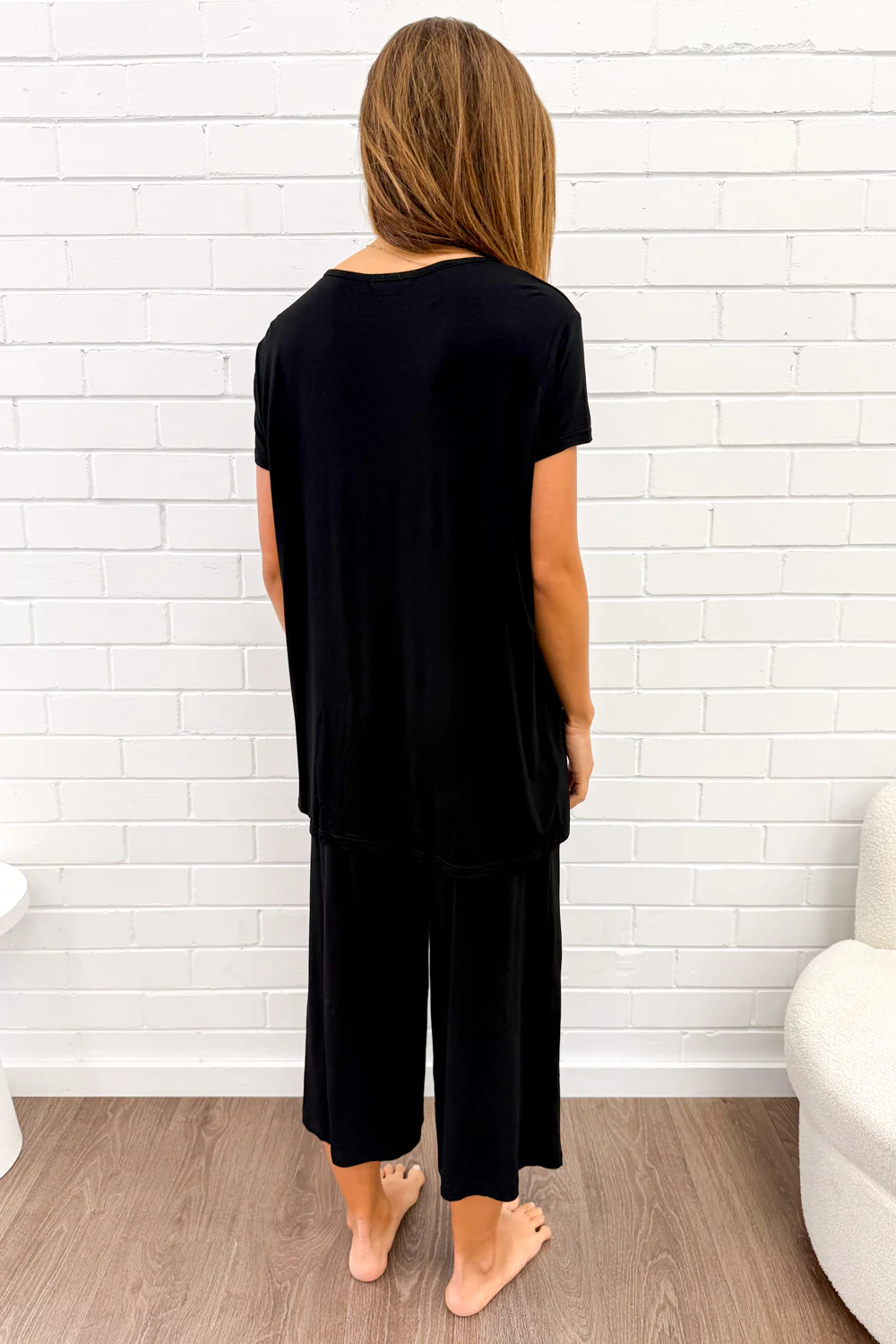 The Comfiest PJs Tee & Cropped Pants Set - Image 2