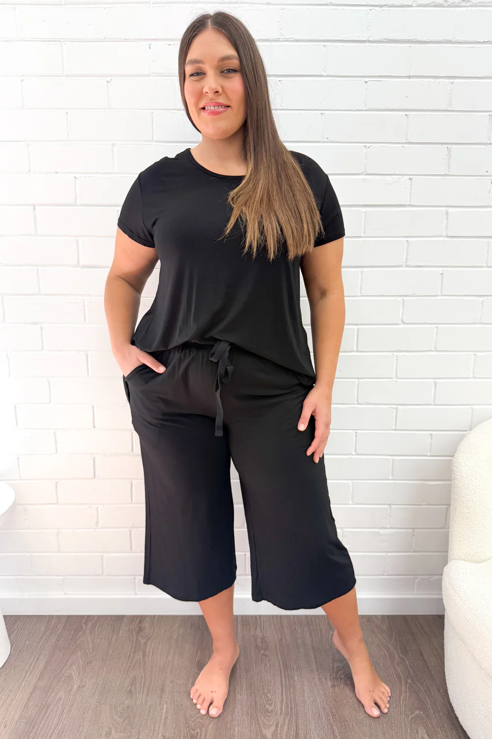 The Comfiest PJs Tee & Cropped Pants Set - Black - Image 10