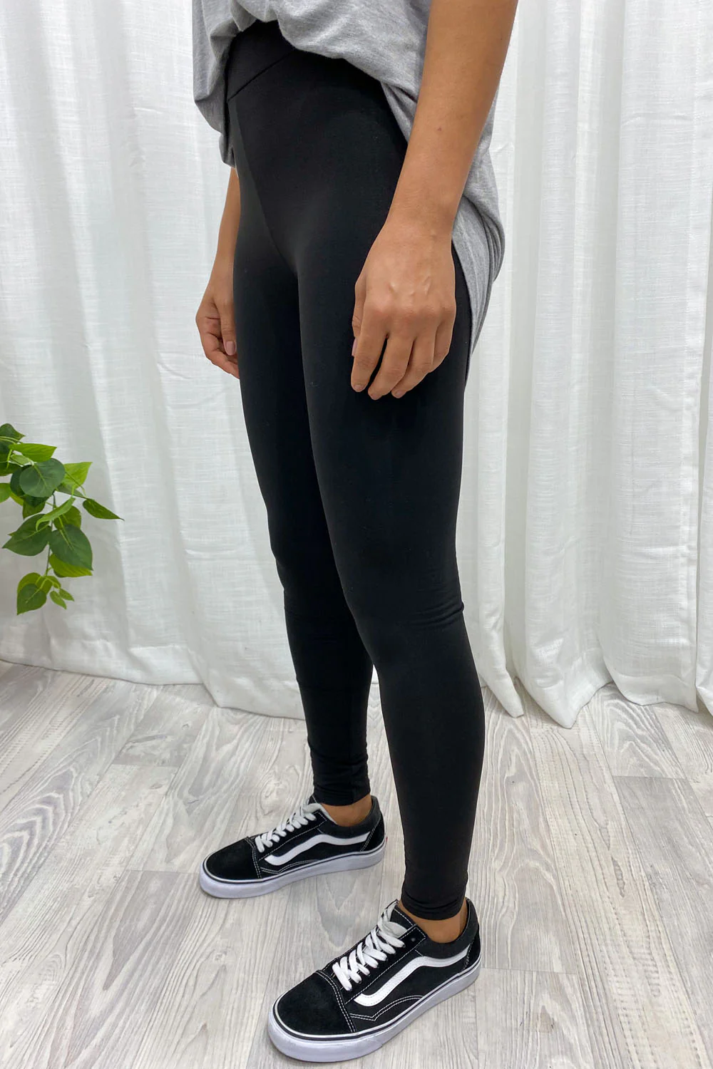 The Extra Fleecy Tights - Black - Image 4