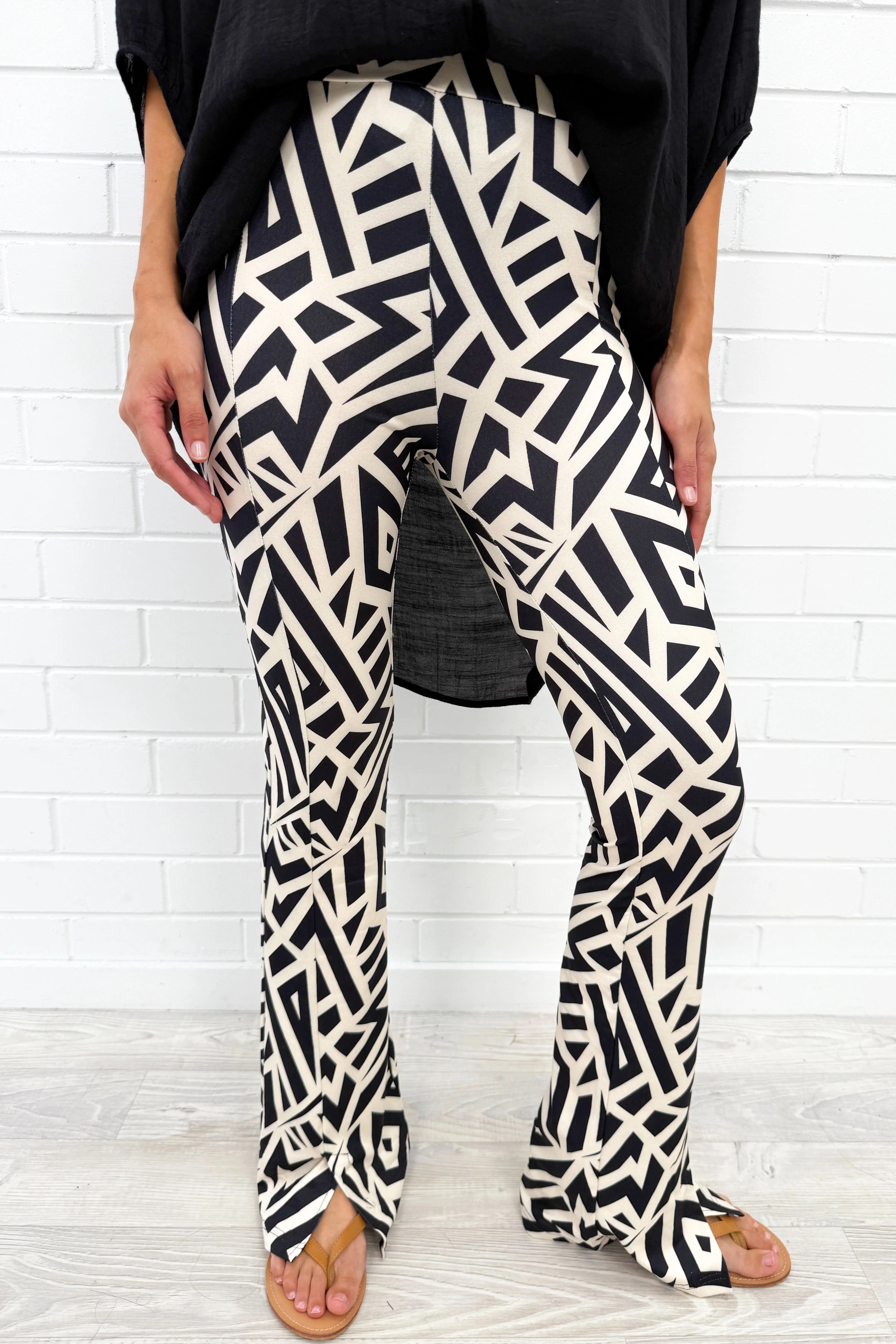 The Flarey Tights - Image 11