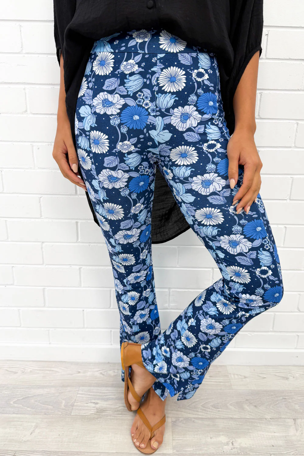 The Flarey Tights - Image 13