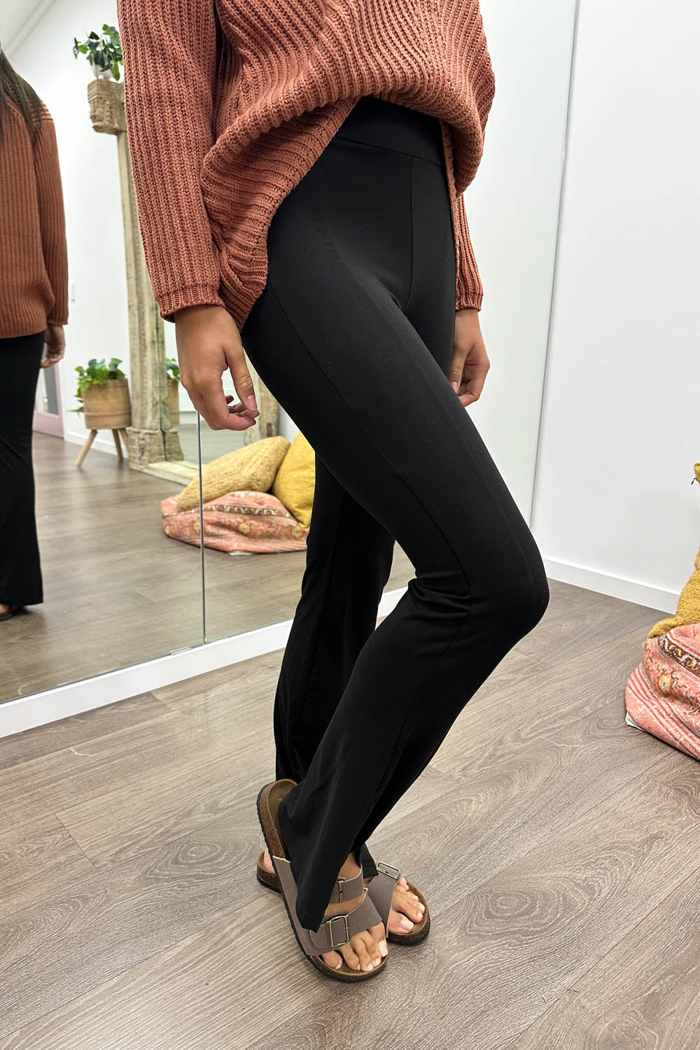 The Flarey Tights - Image 17