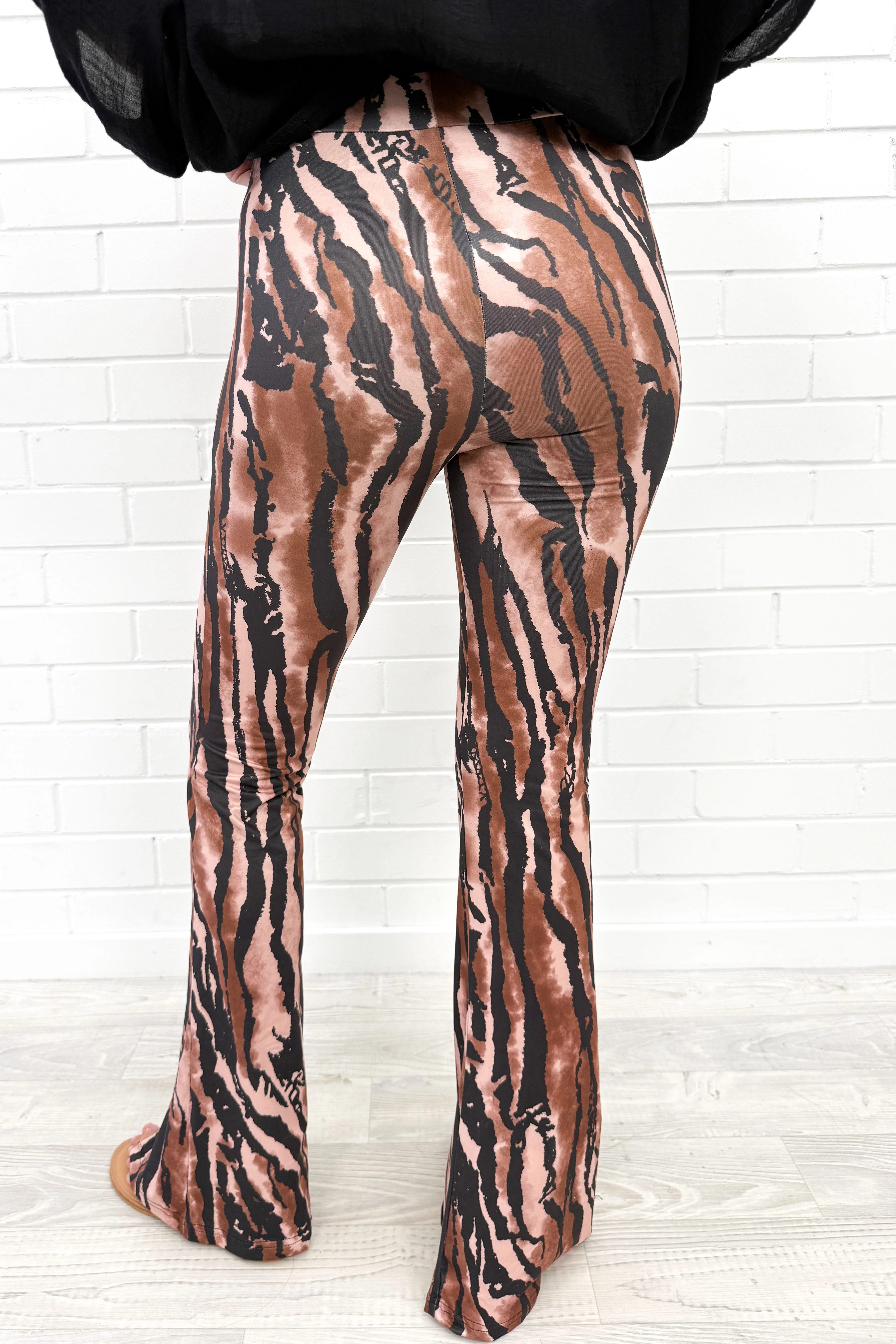 The Flarey Tights - Brown Camo - Image 4