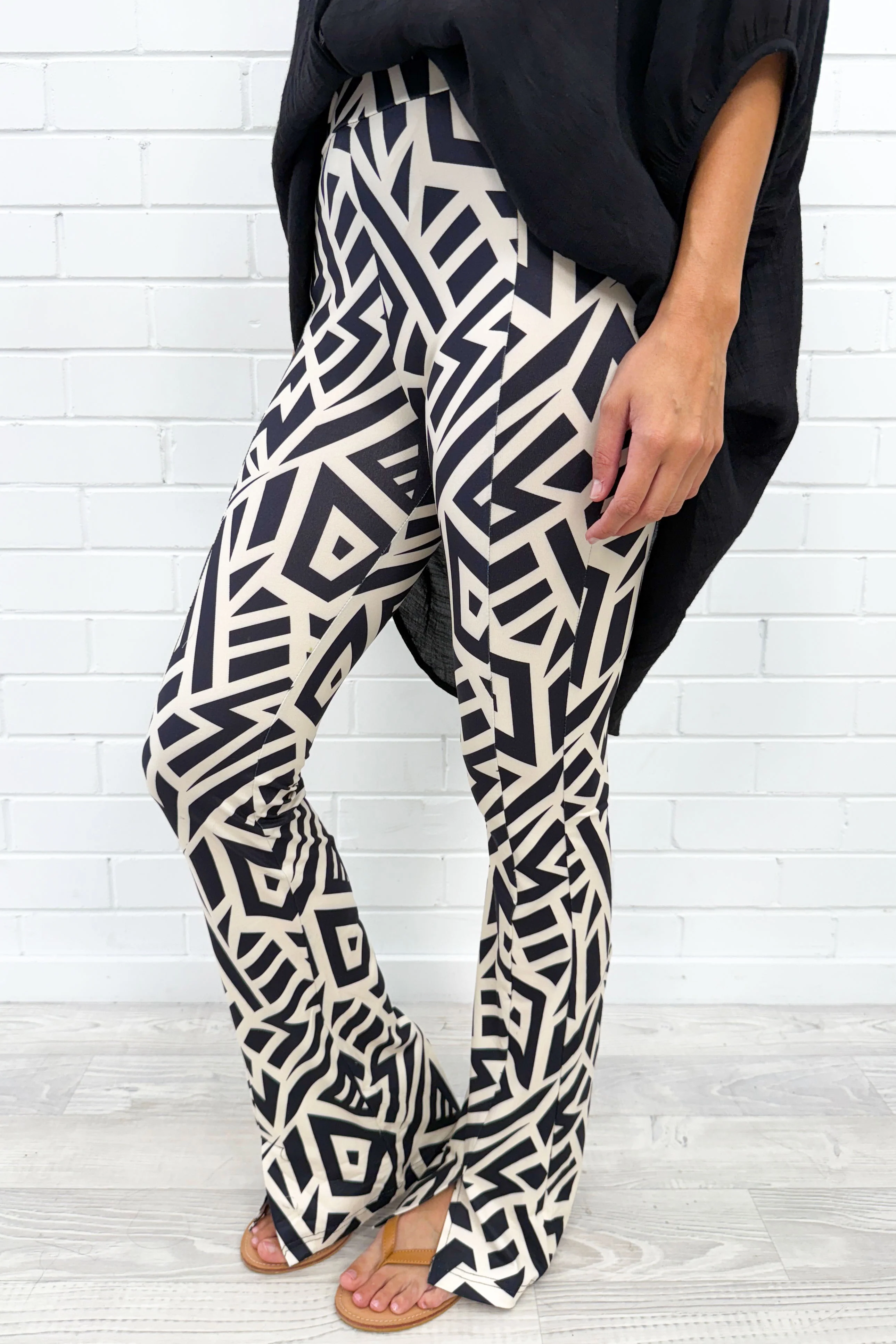 The Flarey Tights - Geometric - Image 3