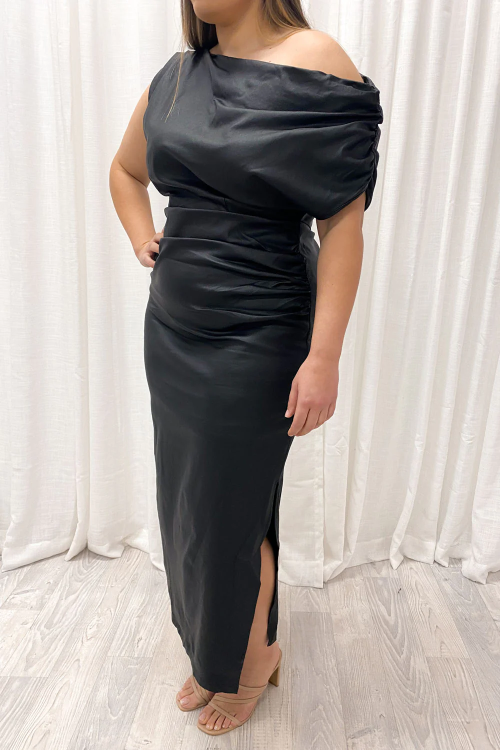 The Liquid Dress - Image 7