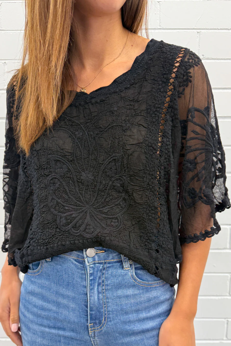 The Lotus Top - Image 12