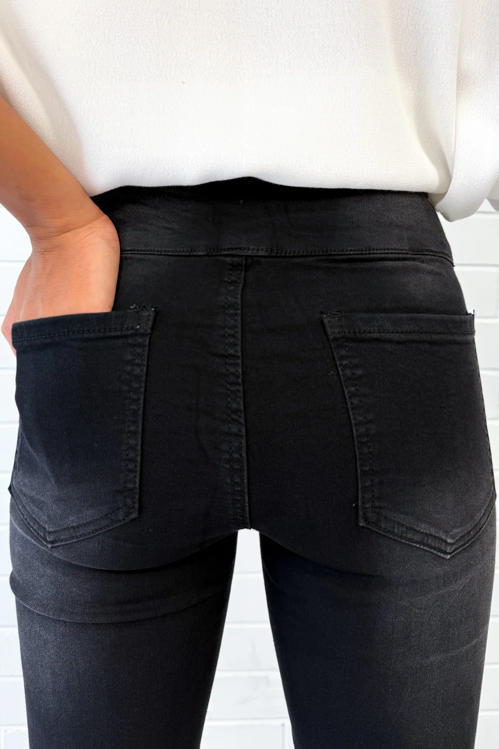 The No-Panel Skinny Jeans - Black Denim - Image 4