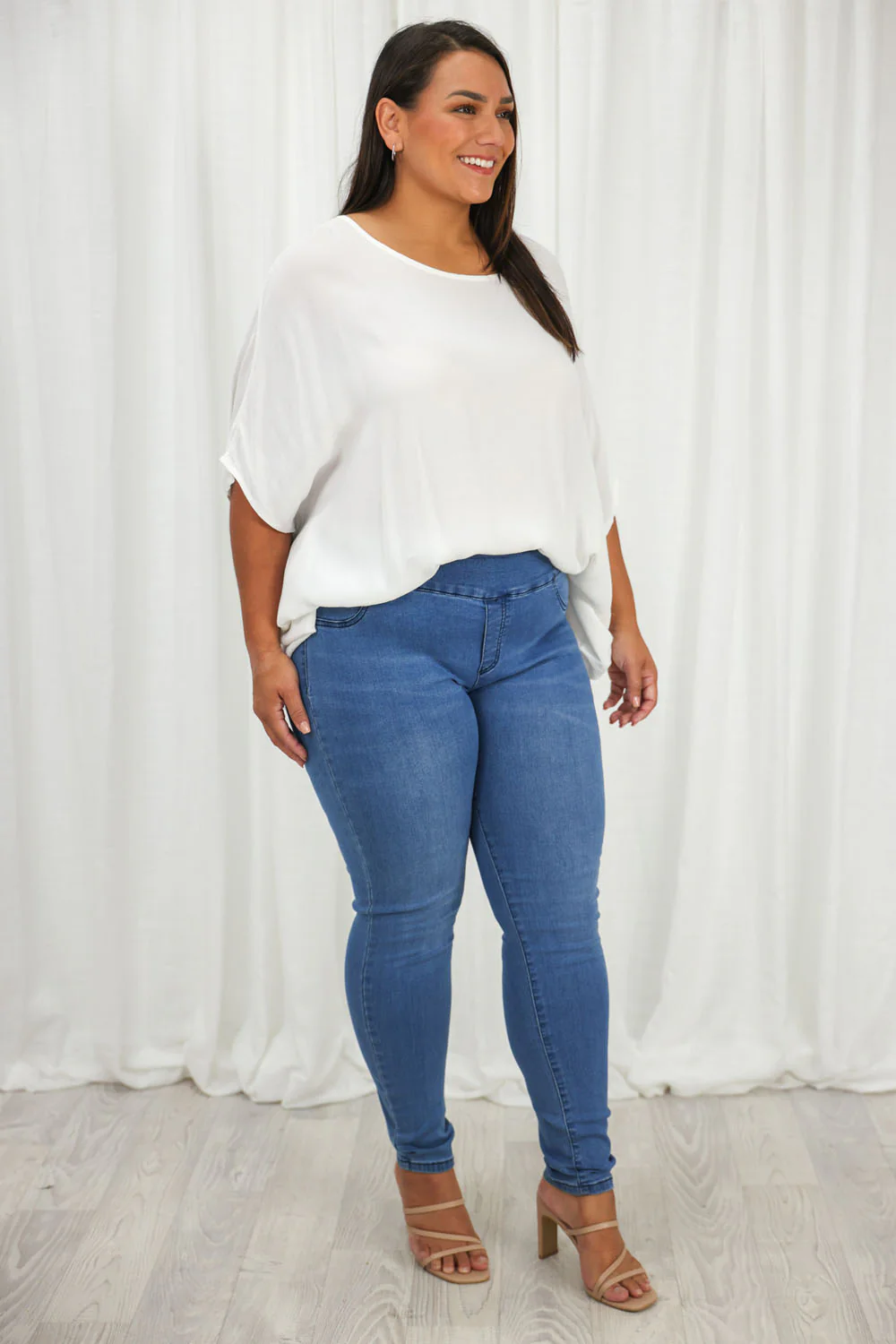 The No-Panel Skinny Jeans - Mid Denim - Image 18