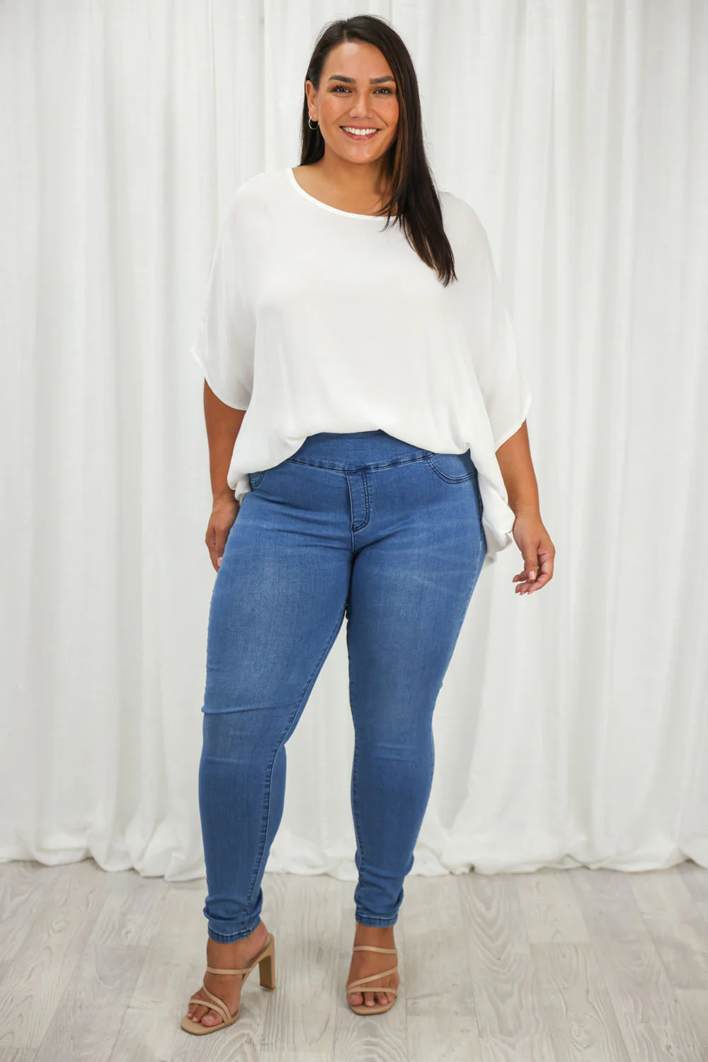 The No-Panel Skinny Jeans - Mid Denim - Image 19