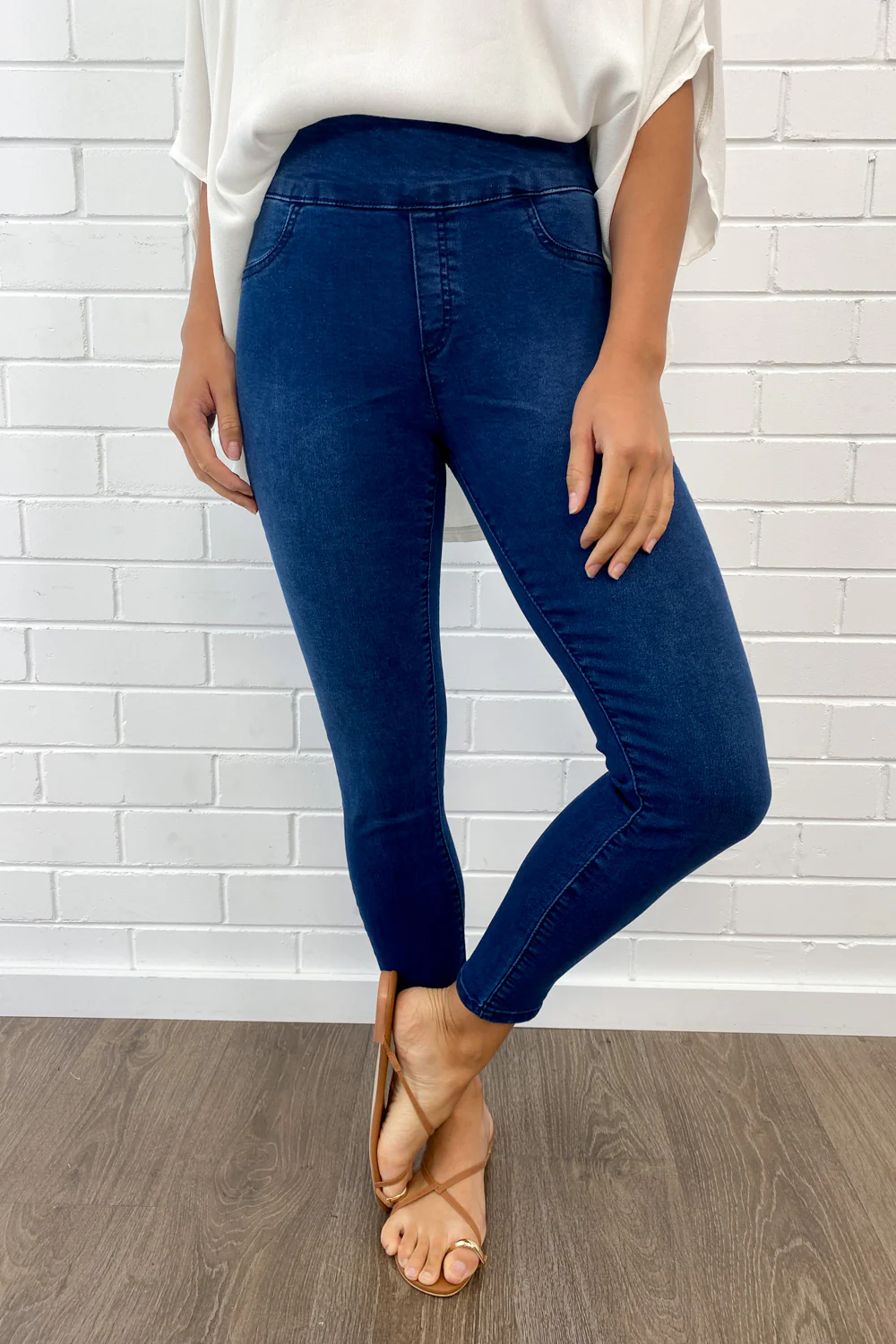The No-Panel Skinny Jeans Petite - Image 2