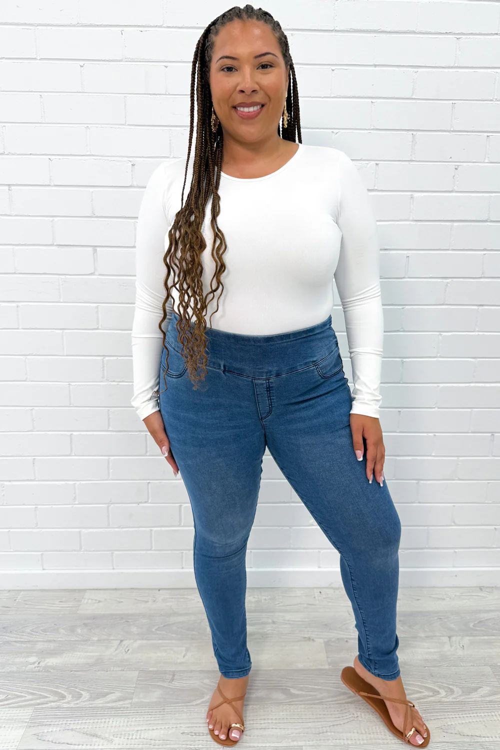 The No-Panel Skinny Jeans Petite - Mid Denim - Image 13