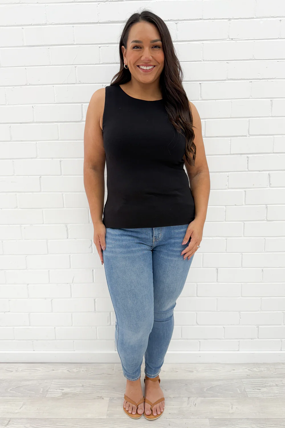 Tia Tank - Image 13