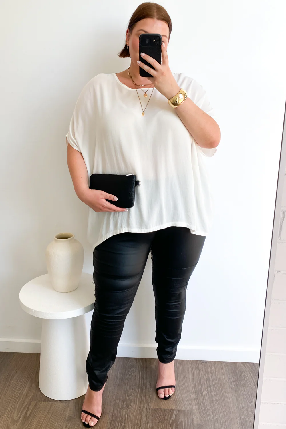 Wet Look Panels - Black - Image 17