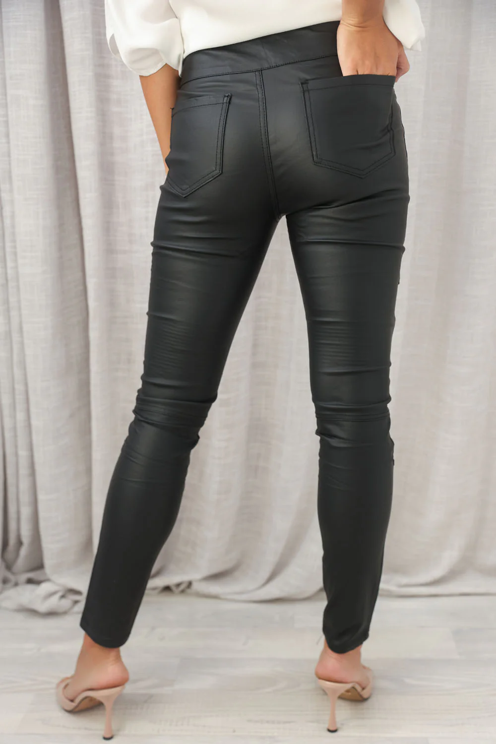 Wet Look Panels - Black - Image 8