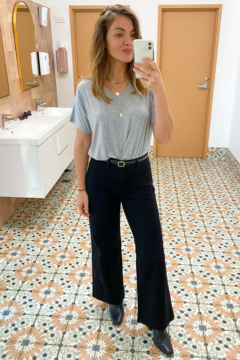 Whitley High Rise Wide Leg Jeans - Black - Image 24