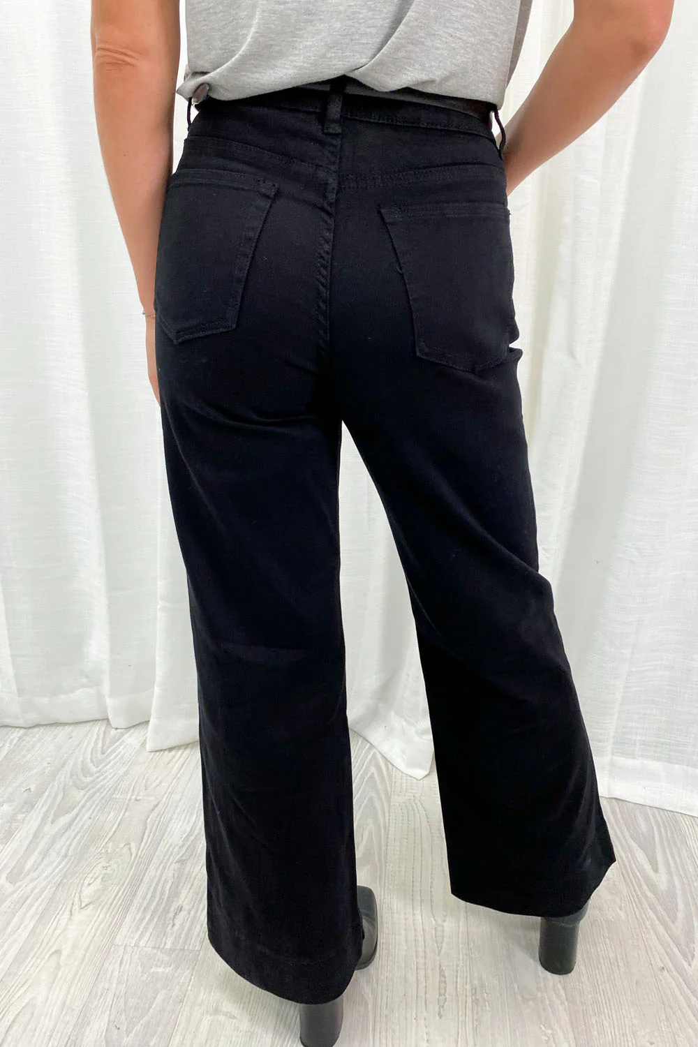 Whitley High Rise Wide Leg Jeans - Black - Image 27