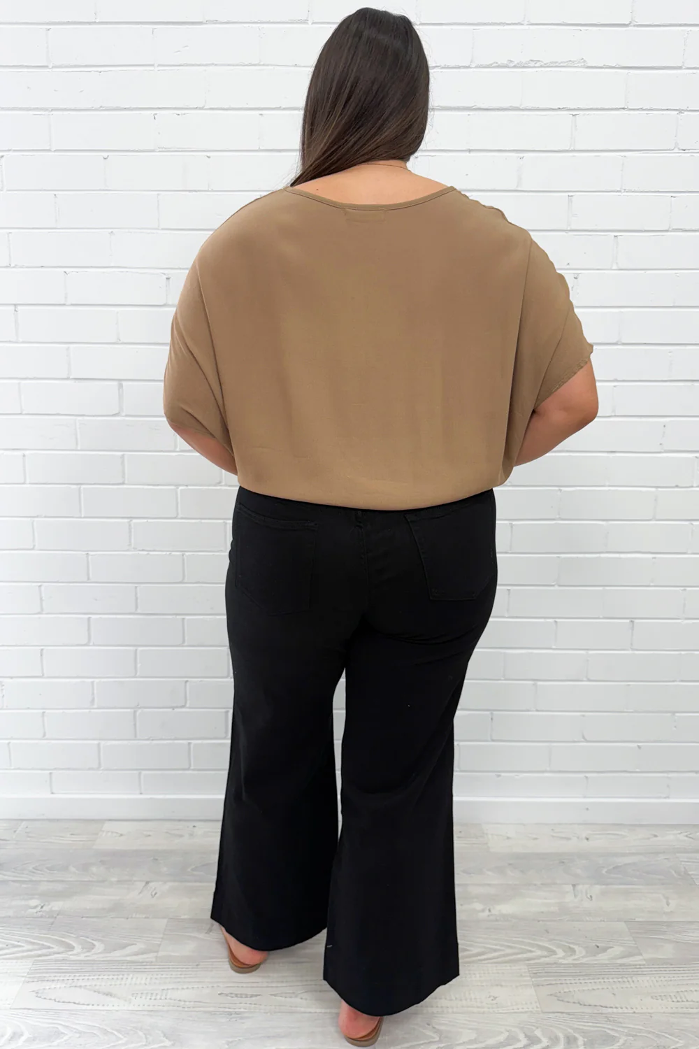 Whitley High Rise Wide Leg Jeans - Black - Image 5