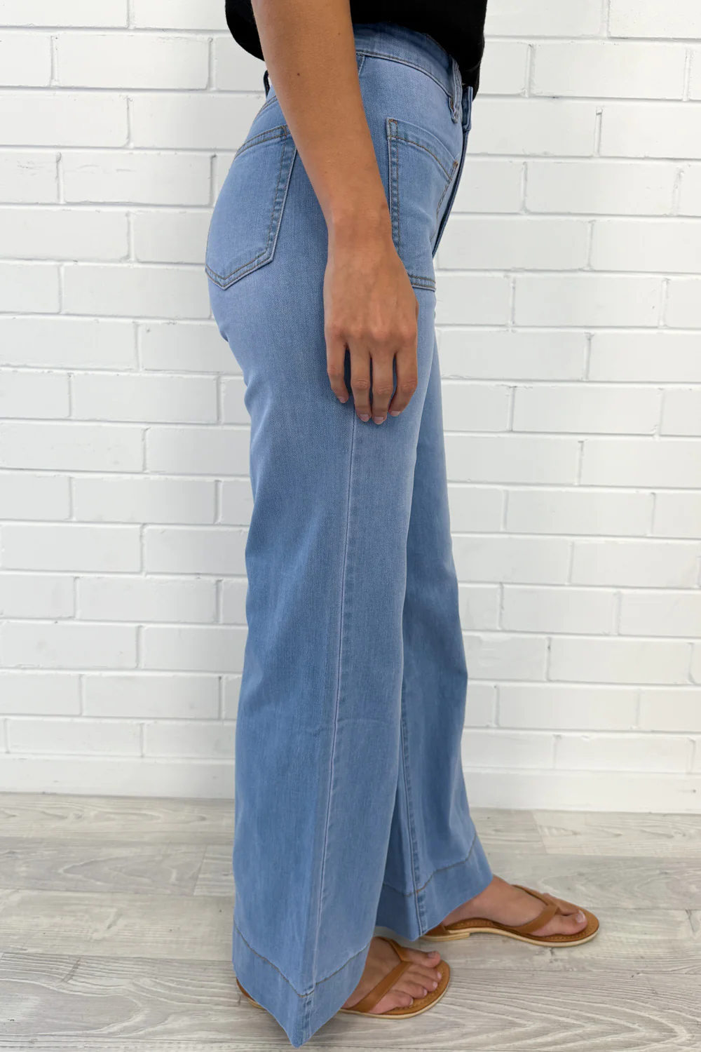 Whitley High Rise Wide Leg Jeans - Light Denim - Image 15