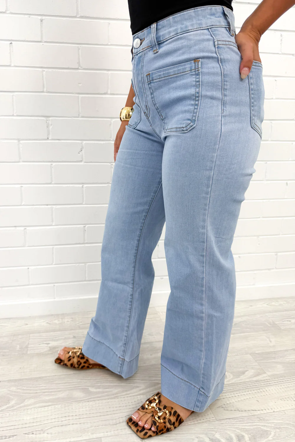 Whitley Petite High Rise Wide Leg Jeans - Light Denim - Image 23