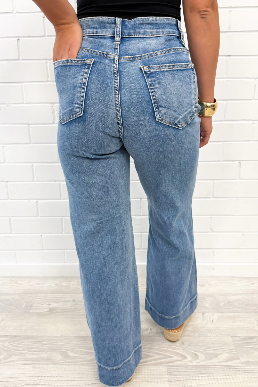 Whitley Petite High Rise Wide Leg Jeans - Denim - Image 17