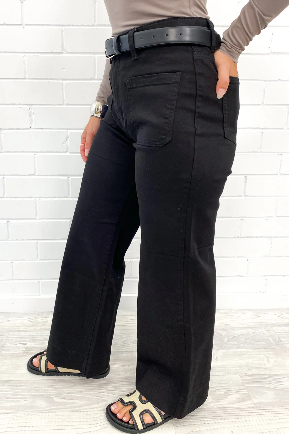 Whitley Petite High Rise Wide Leg Jeans - Black - Image 17
