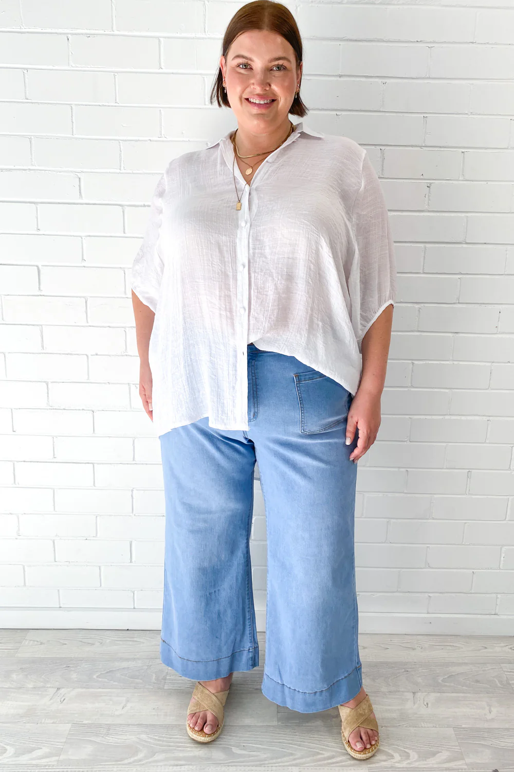 Whitley Petite High Rise Wide Leg Jeans - Light Denim - Image 15