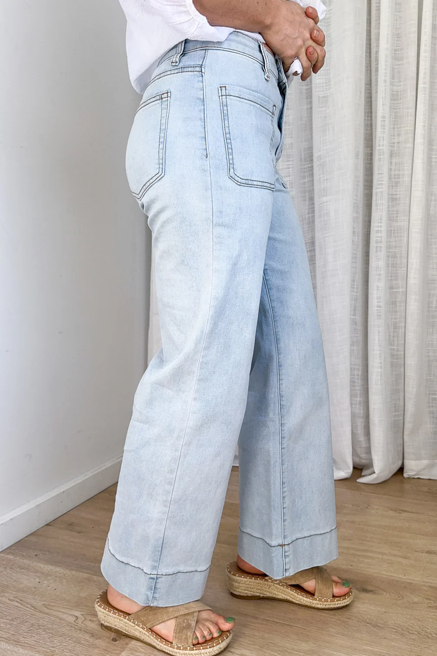 Whitley Petite High Rise Wide Leg Jeans - Light Blue Denim - Image 4