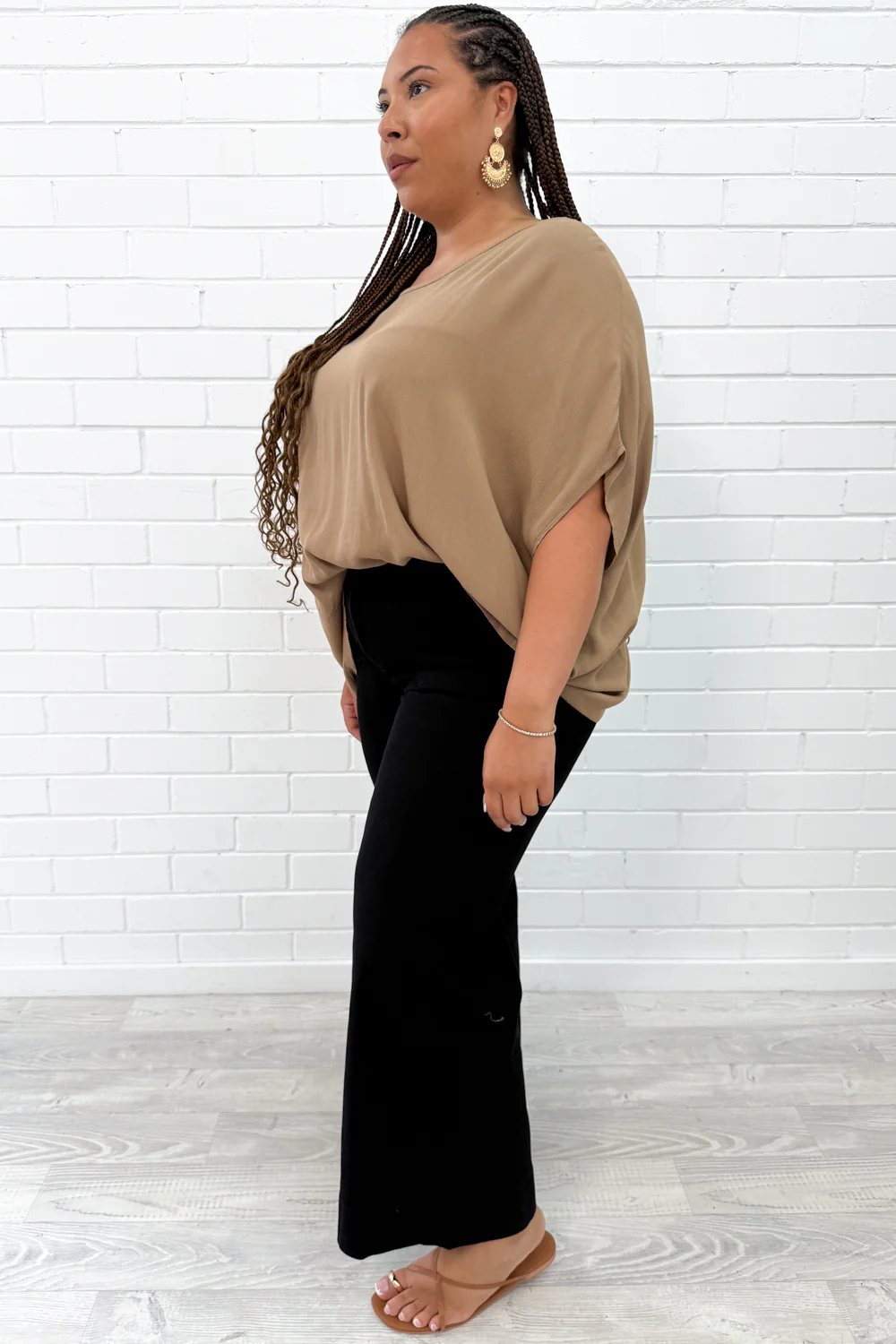 Whitley Petite High Rise Wide Leg Jeans - Black - Image 13