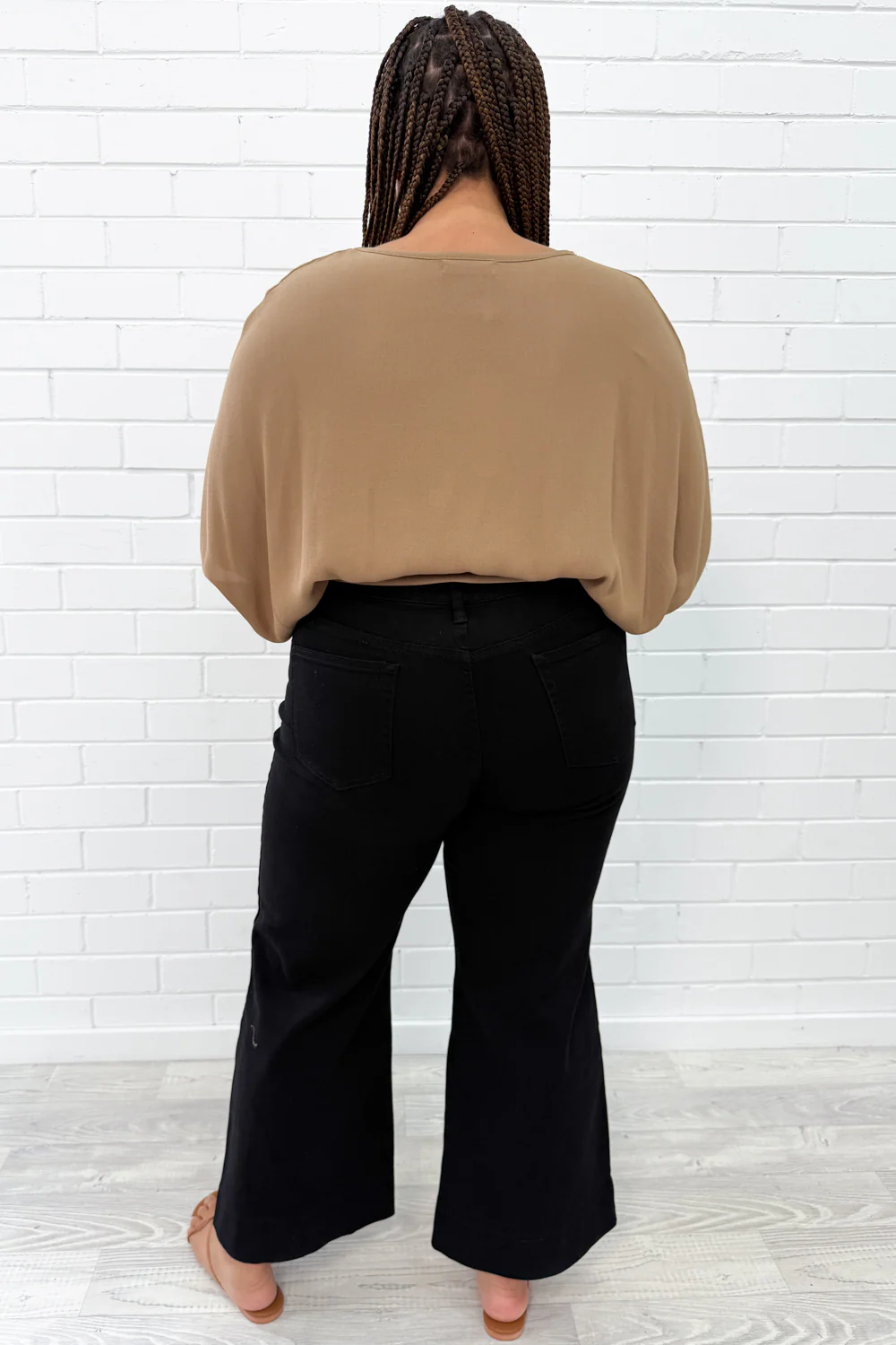 Whitley Petite High Rise Wide Leg Jeans - Black - Image 14