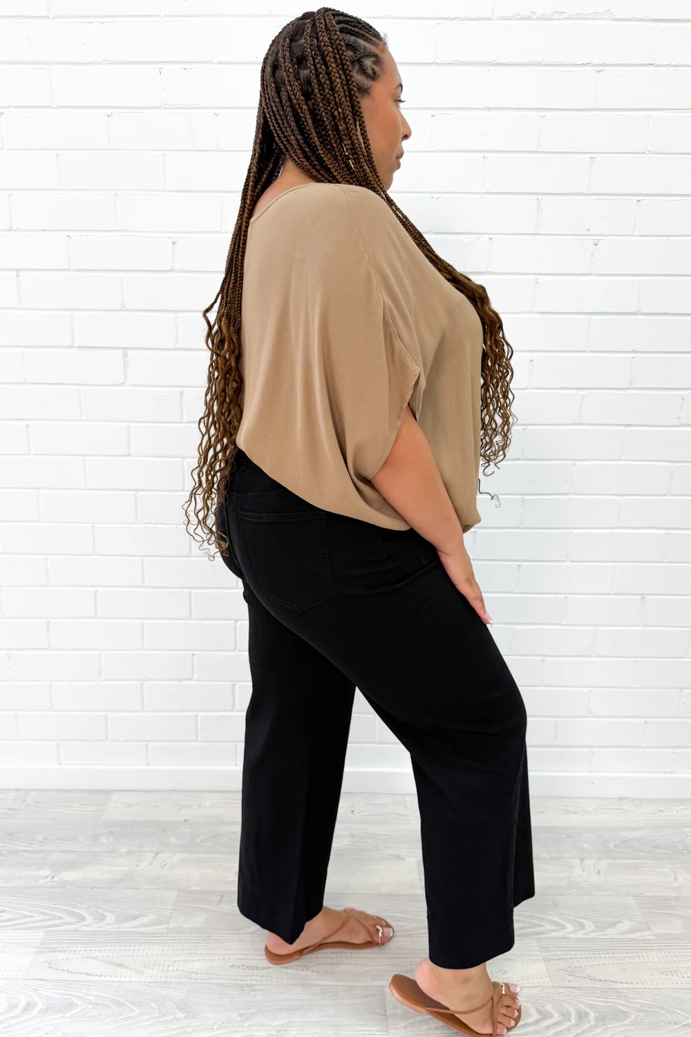 Whitley Petite High Rise Wide Leg Jeans - Black - Image 8
