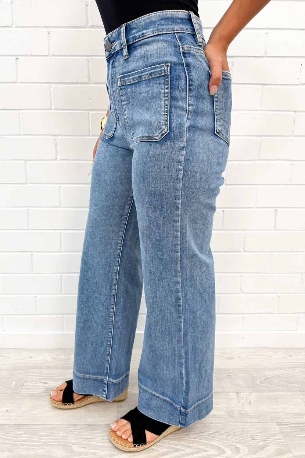 Whitley Petite High Rise Wide Leg Jeans - Denim - Image 16