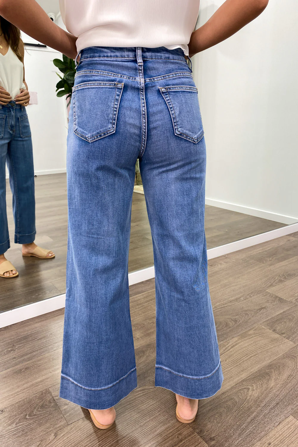 Whitley Petite High Rise Wide Leg Jeans - Denim - Image 6