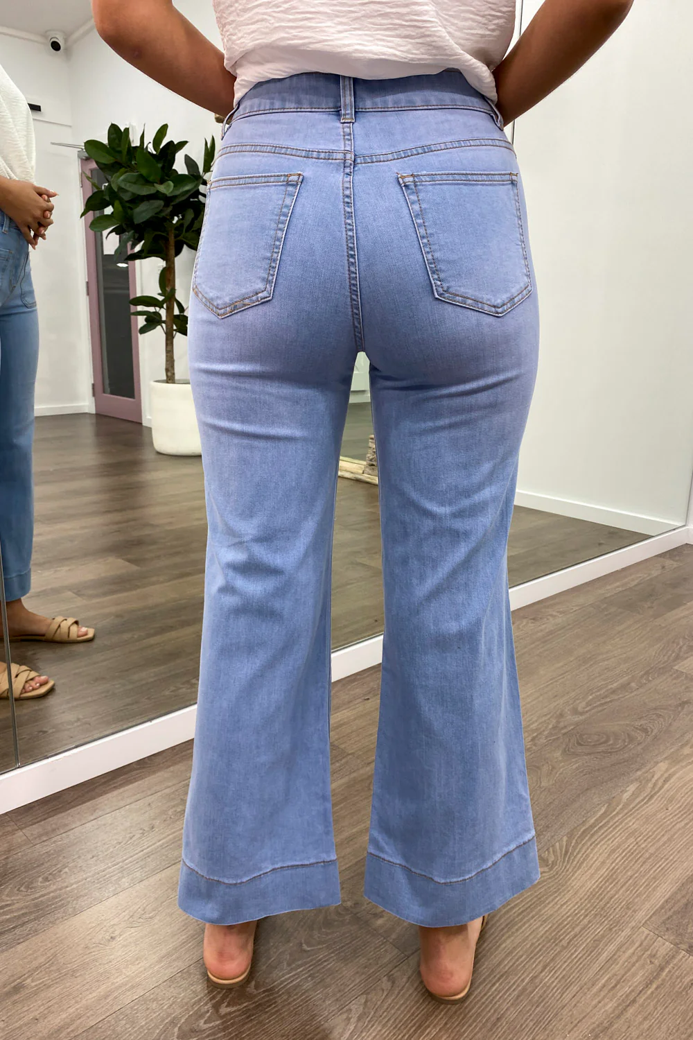 Whitley Petite High Rise Wide Leg Jeans - Light Denim - Image 12