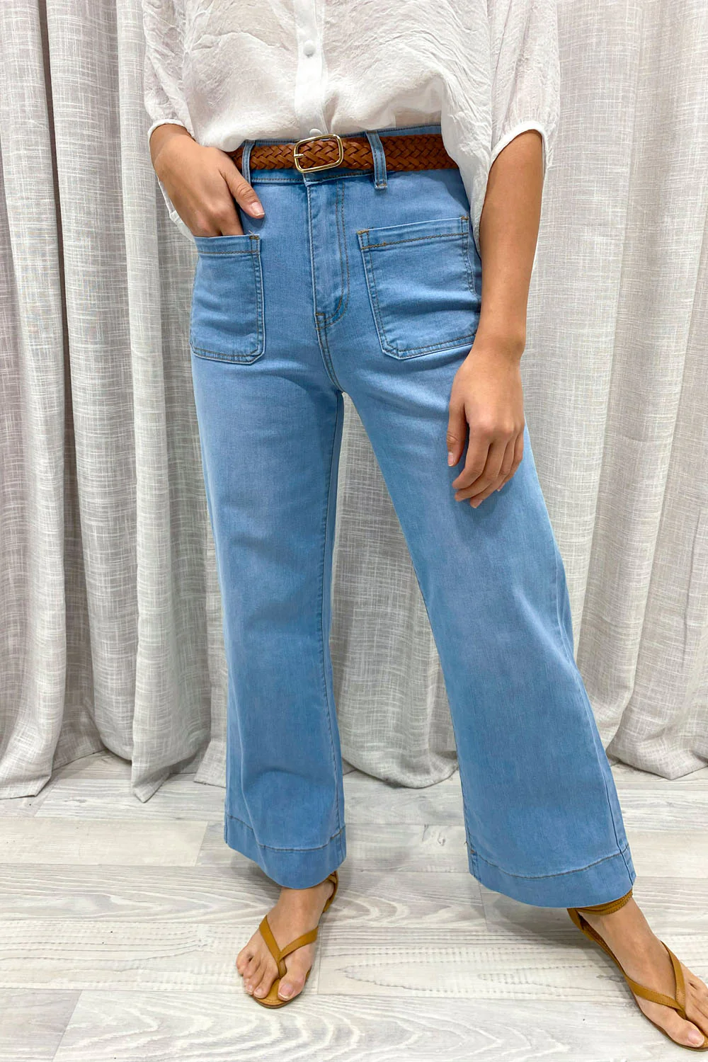Whitley Petite High Rise Wide Leg Jeans - Light Denim - Image 4