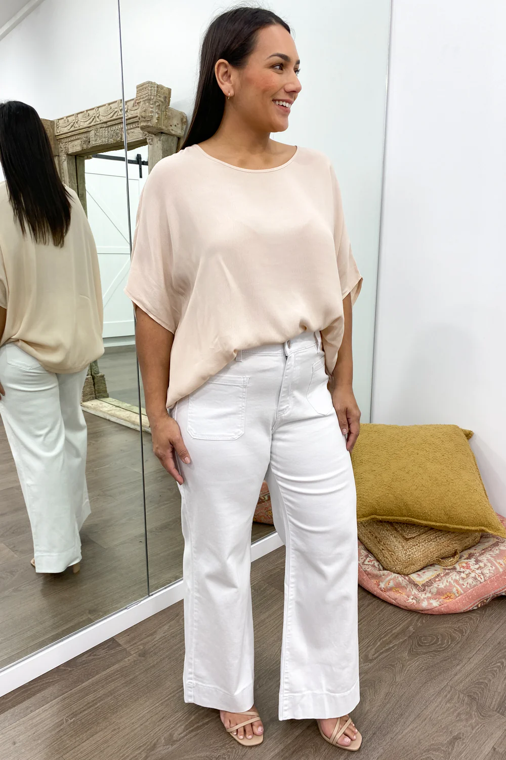 Whitley High Rise Wide Leg Jeans - White - Image 7