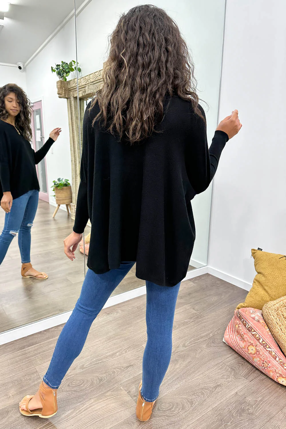 Wren Knit - Black - Image 9
